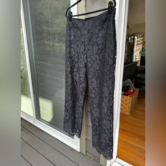 Soft Surroundings Black and Navy Lace Elastic Waist Cropped Pants Women's Large - Picture 2 of 6